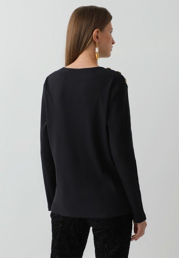 Лонгслив Nominee