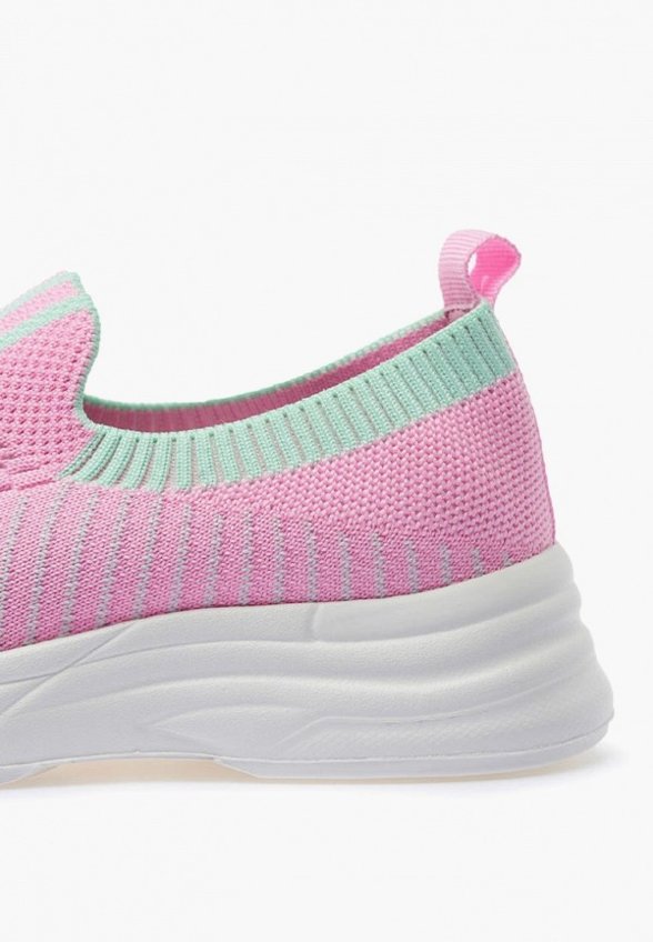 Кроссовки Tikkago