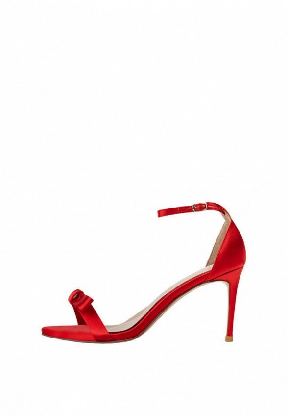 Босоножки Raden