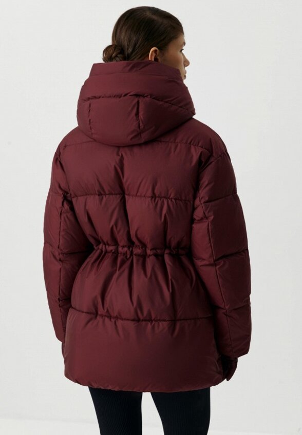 Пуховик Charmstore