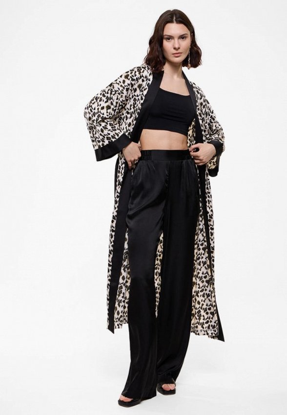 Накидка Merclo