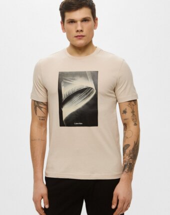 Футболка Calvin Klein мужчинам