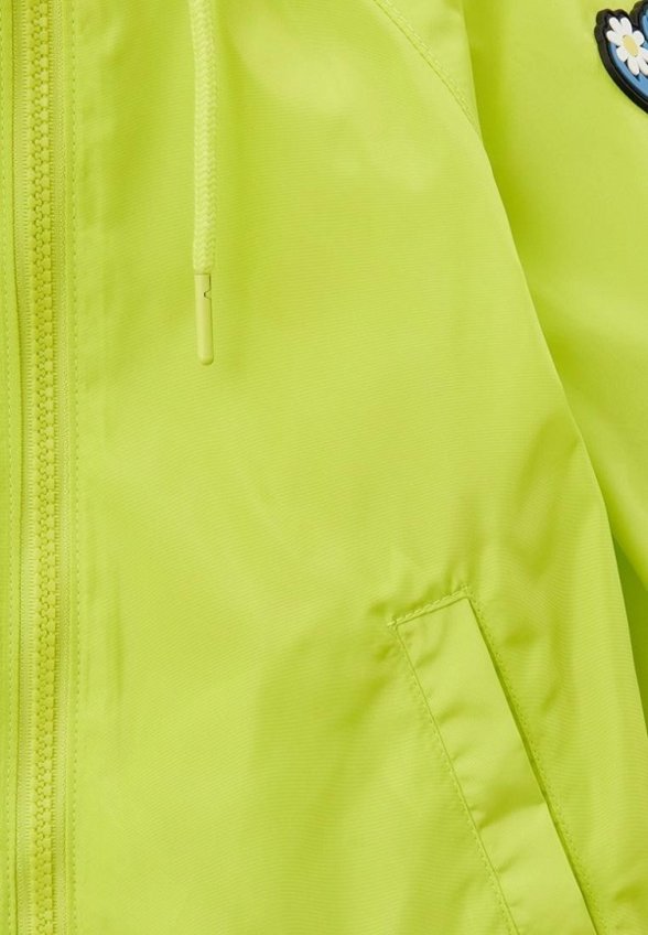 Ветровка Acoola