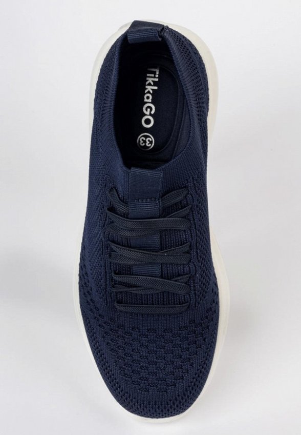 Кроссовки Tikkago