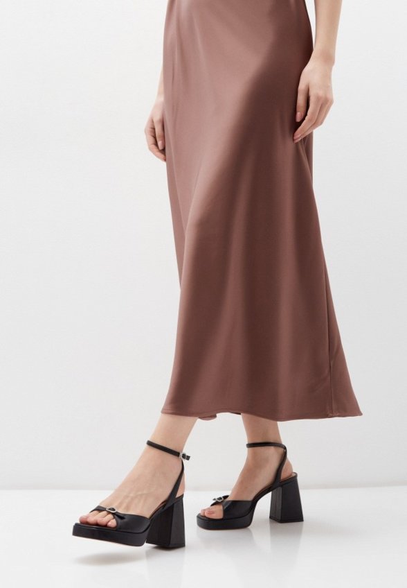 Босоножки Basconi