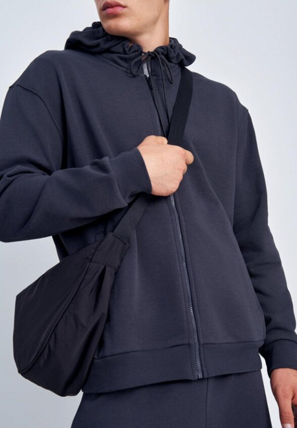 Толстовка Finn Flare