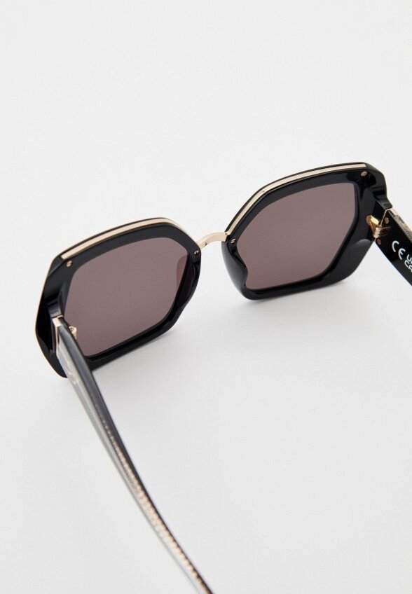 Очки солнцезащитные Blumarine