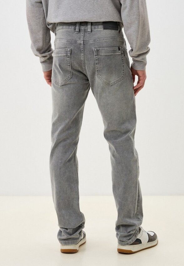 Джинсы Mossmore