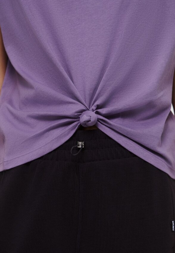 Футболка DKNY