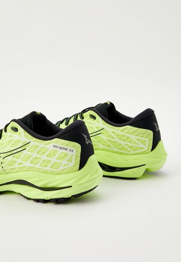 Кроссовки Mizuno