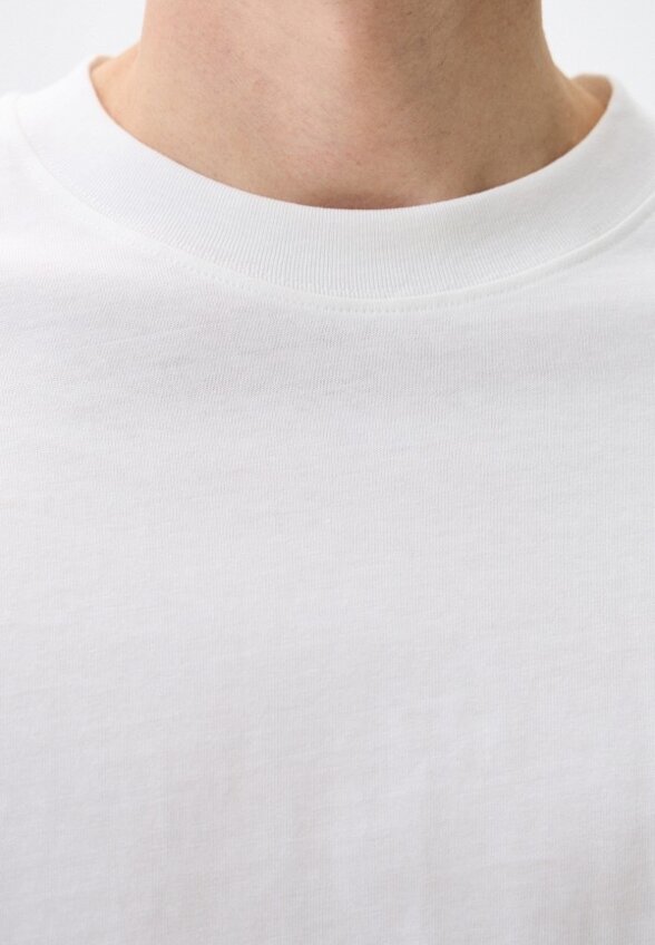 Футболка Deeluxe