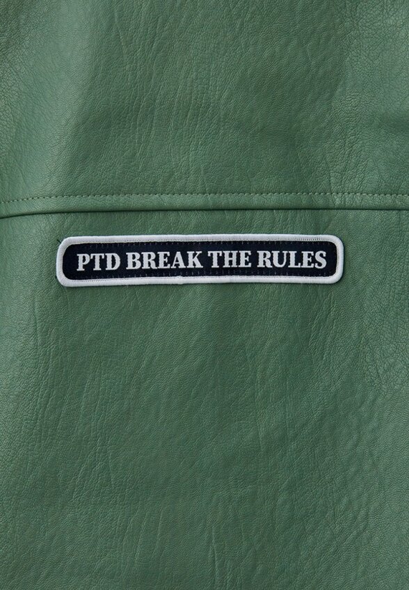 Куртка кожаная PlayToday