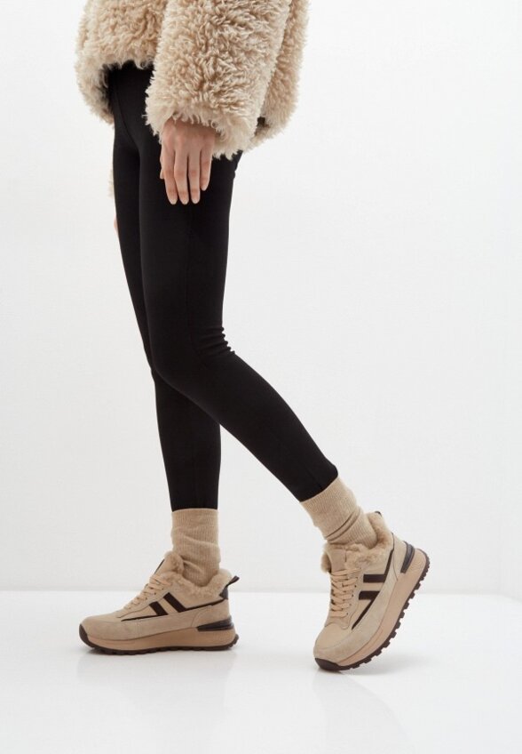 Кроссовки Escan