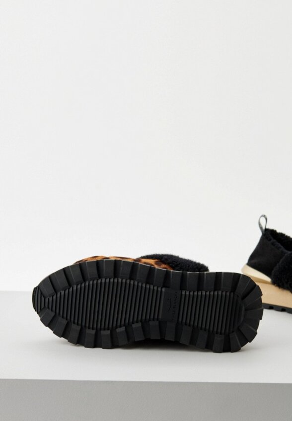 Кроссовки Voile Blanche