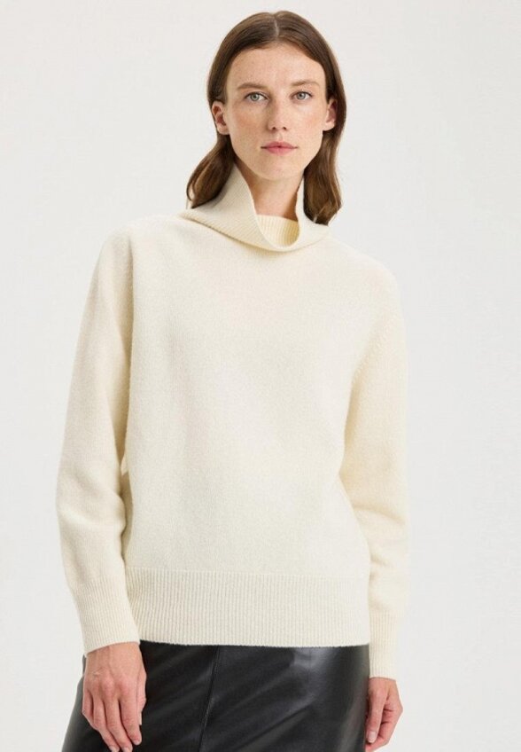 Свитер Bstatement