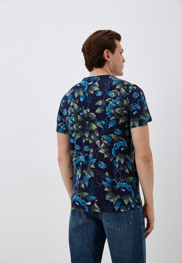 Футболка Colin's