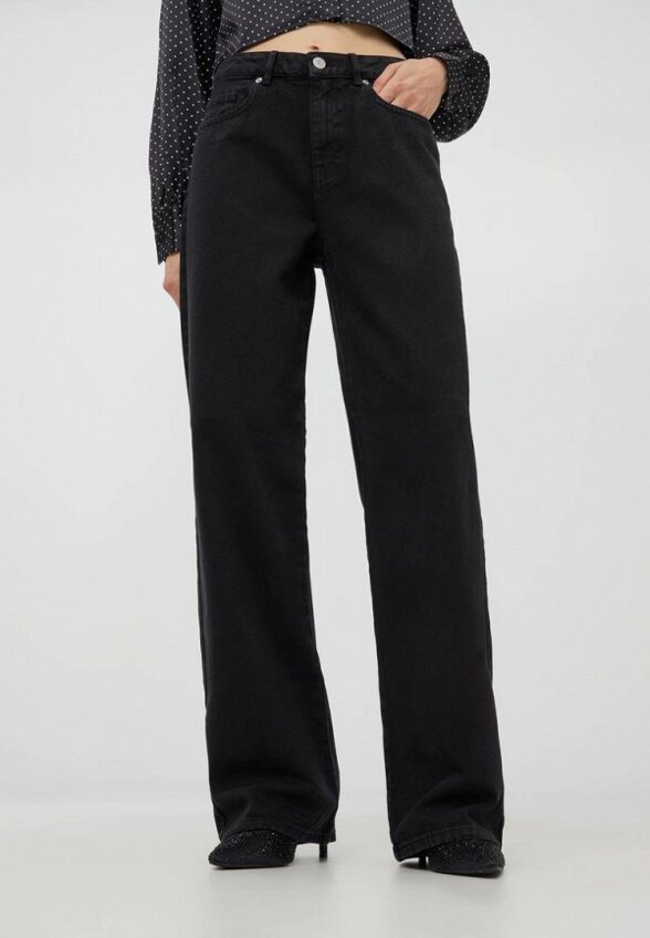 Джинсы Terranova