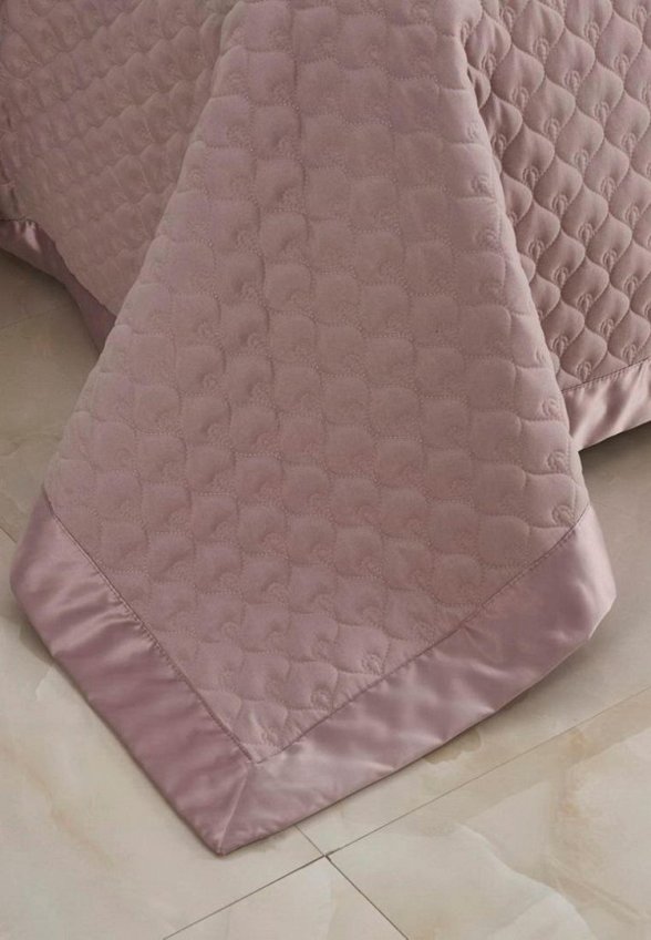 Комплект с покрывалом Sofi De Marko