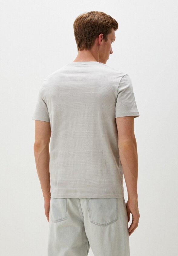 Футболка Colin's