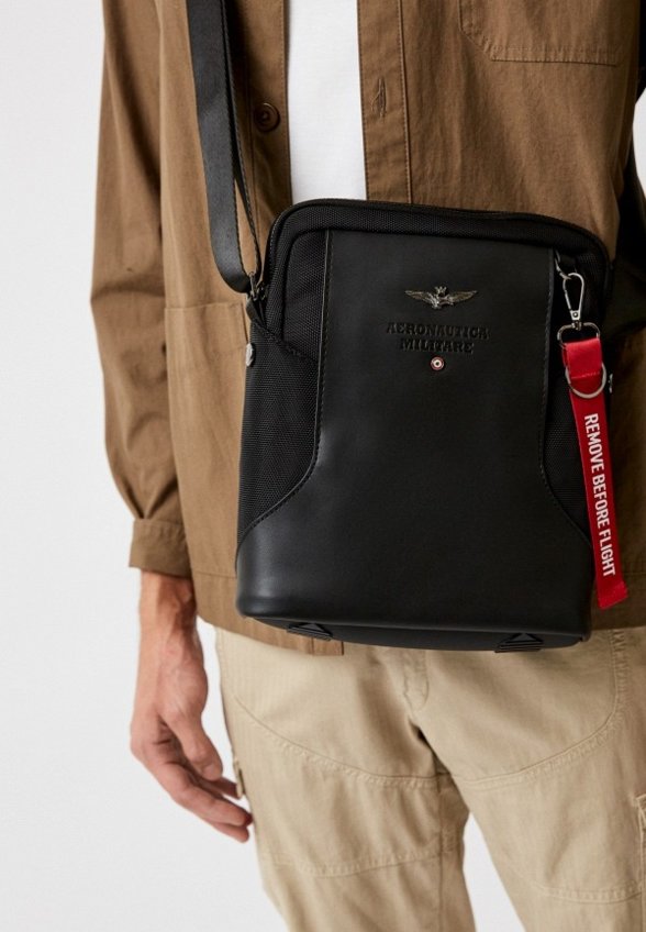 Сумка и брелок Aeronautica Militare