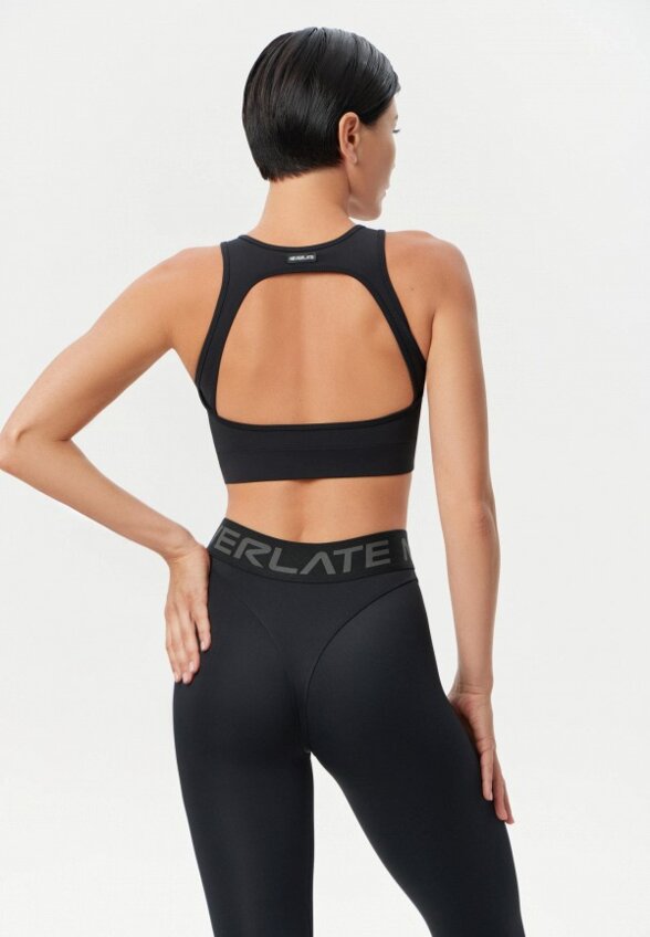 Топ спортивный Neverlate