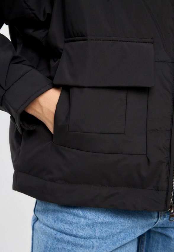 Ветровка Noele Boutique