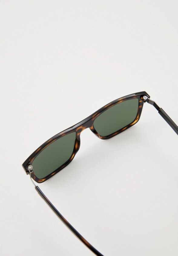 Очки солнцезащитные Boss