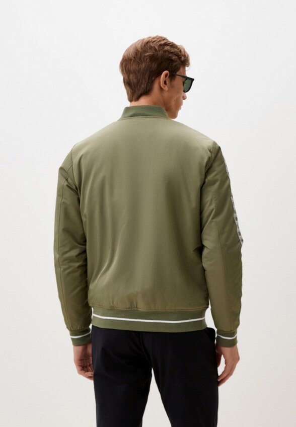 Куртка утепленная Lacoste