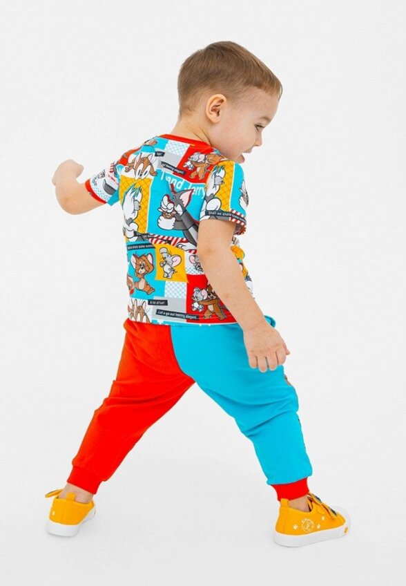 Футболка и брюки PlayToday