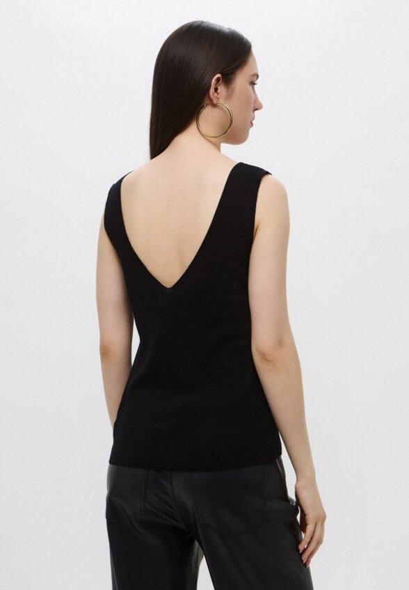 Топ Pietro Brunelli Milano