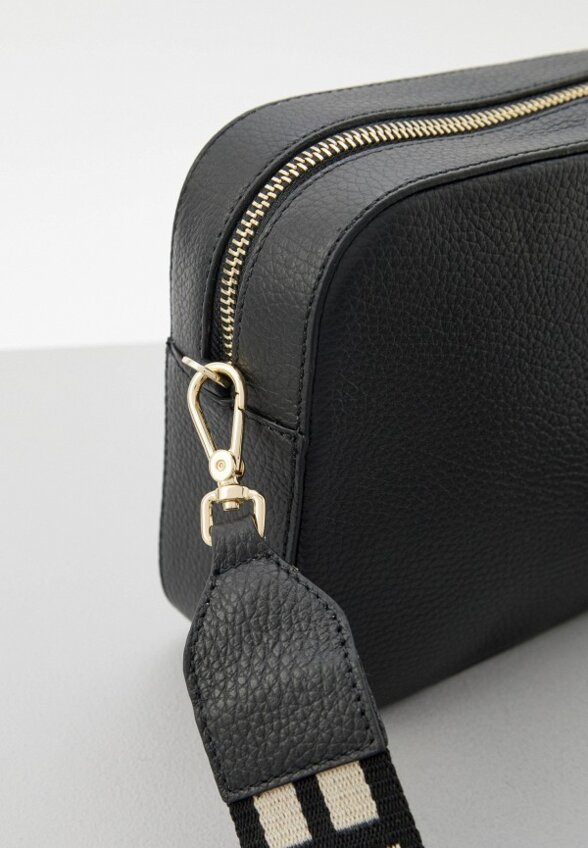 Сумка Coccinelle