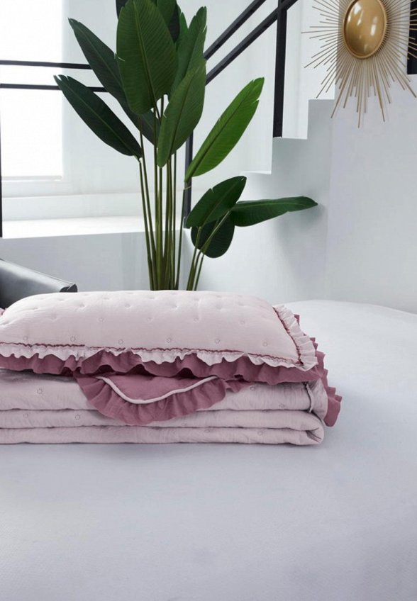 Комплект с покрывалом Sofi De Marko