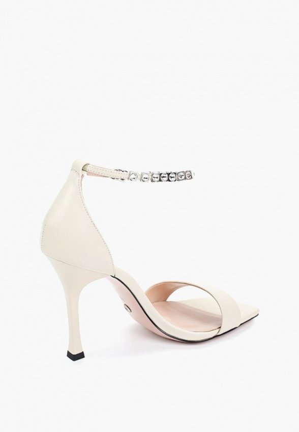 Босоножки Basconi