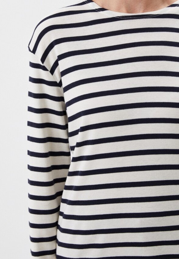 Лонгслив Closed