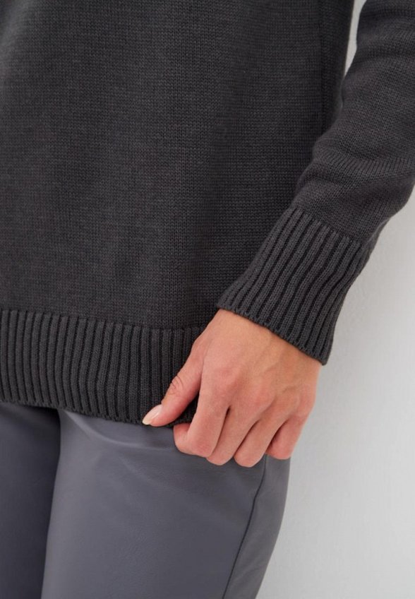 Пуловер Сиринга