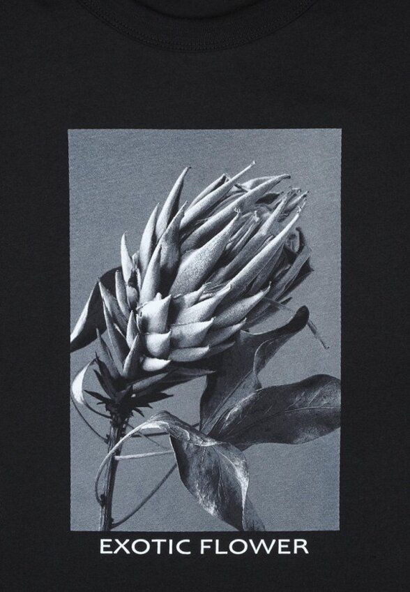 Футболка Апрель