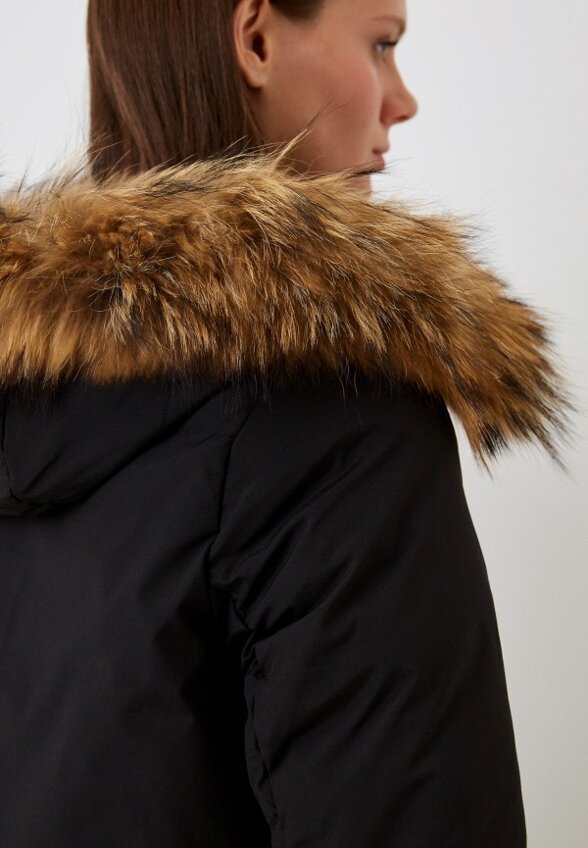 Пуховик Pink Frost