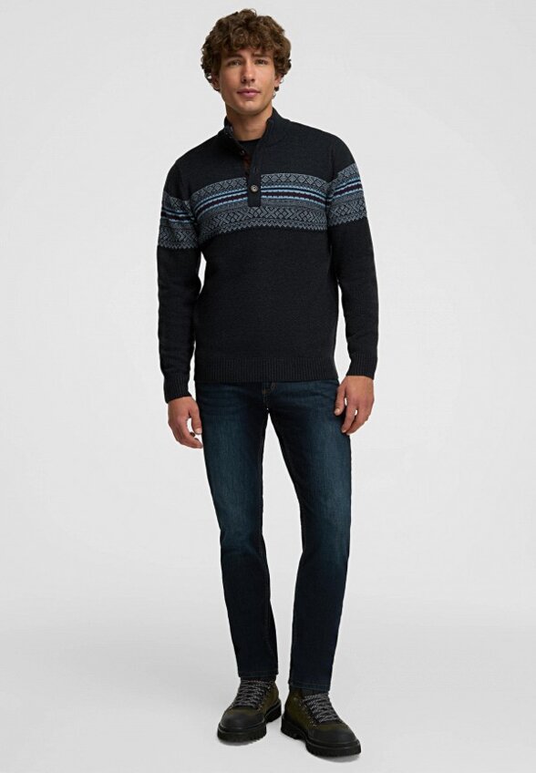 Свитер Henderson