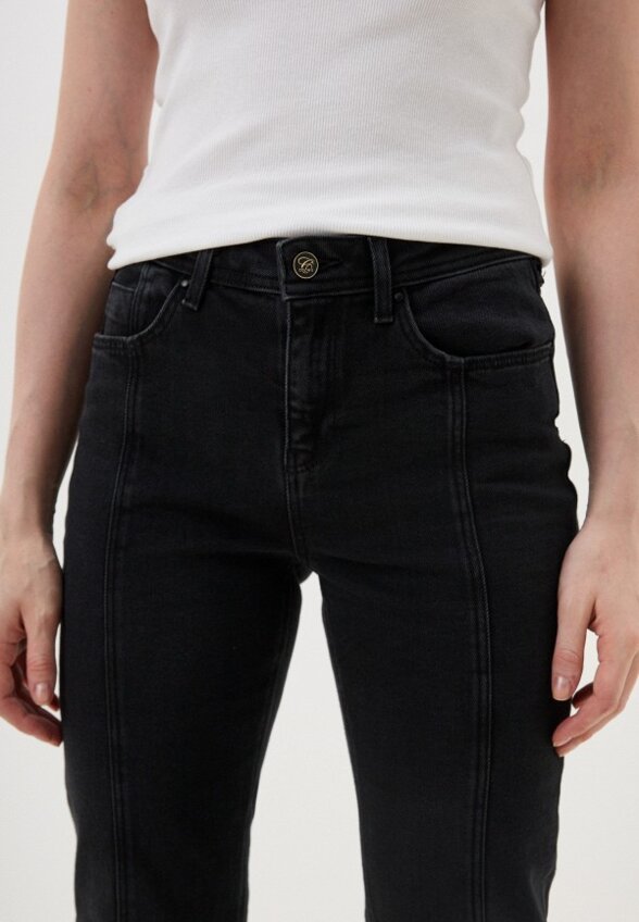 Джинсы Colin's