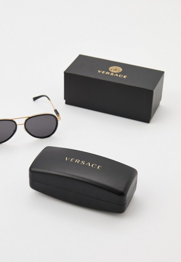 Очки солнцезащитные Versace