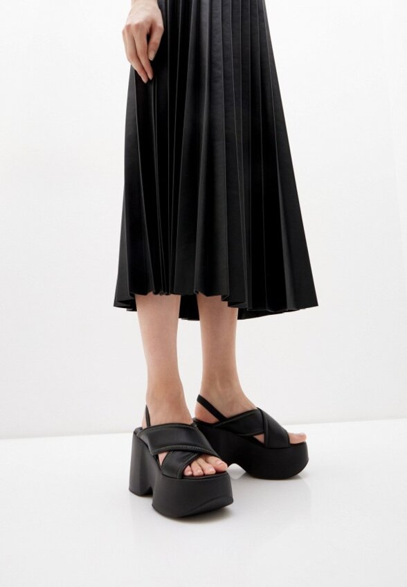 Босоножки Vic Matie