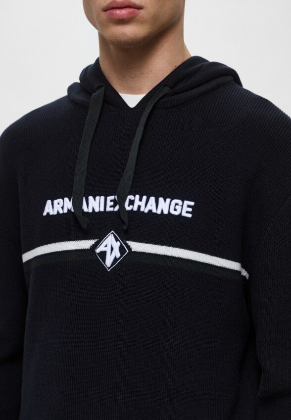 Худи Armani Exchange