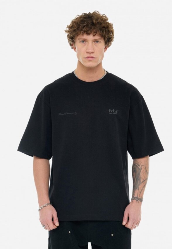 Футболка Frht