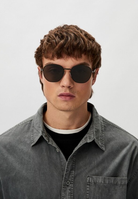 Очки солнцезащитные Boss