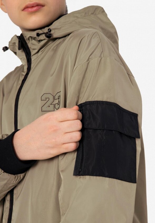 Ветровка Kapika