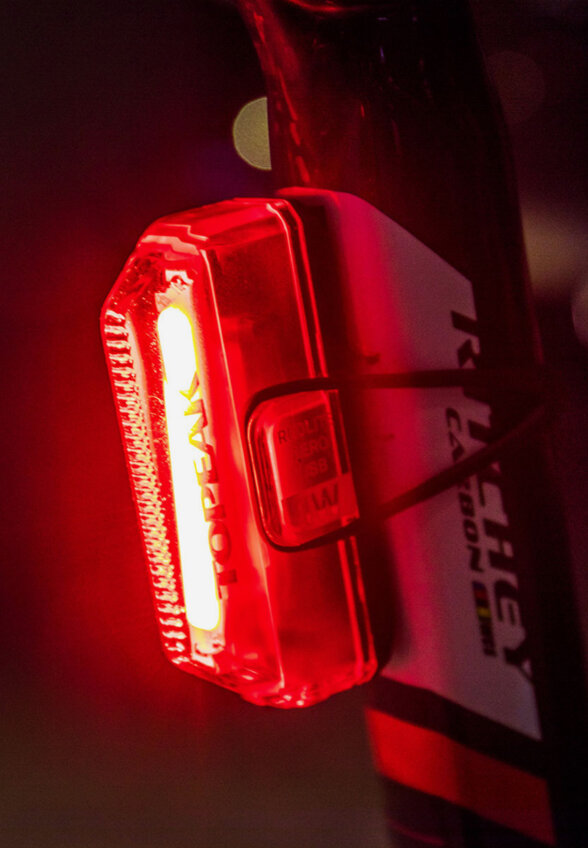 Фонарь велосипедный задний Topeak RedLite Aero USB 1 W, Красный