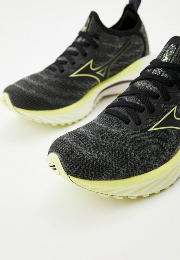 Кроссовки Mizuno