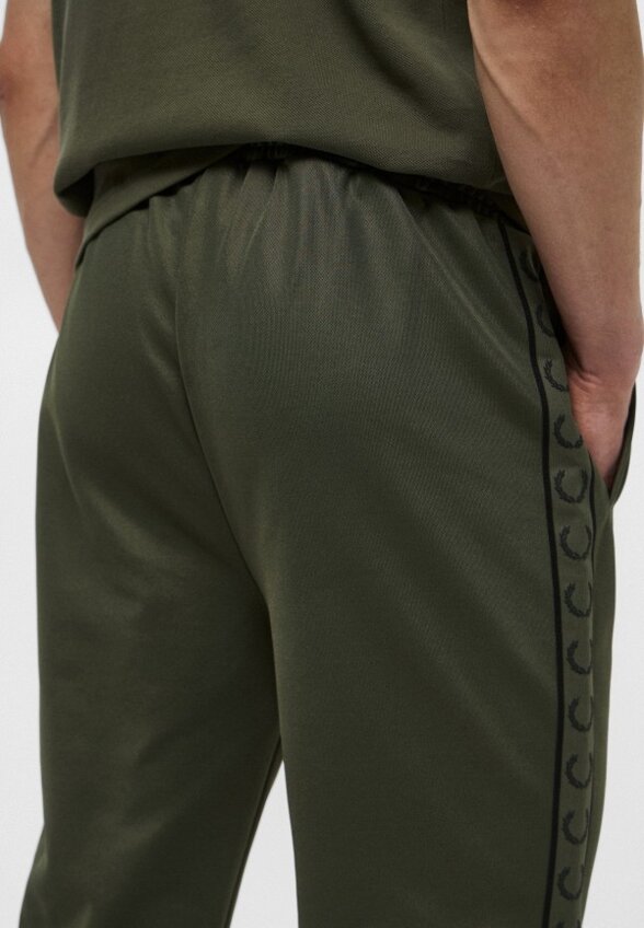 Брюки спортивные Fred Perry