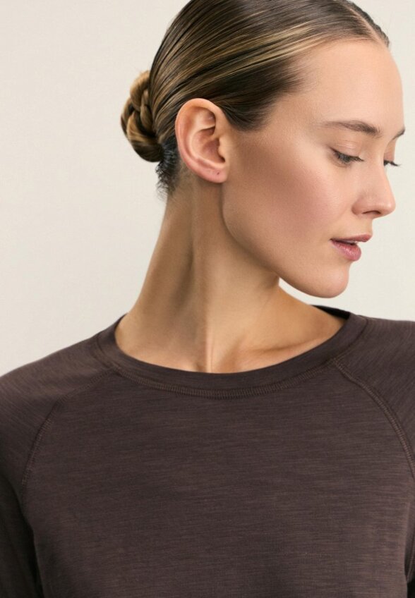 Лонгслив Zarina