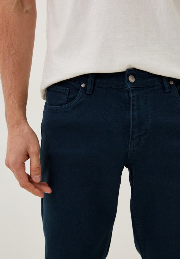 Джинсы Mossmore